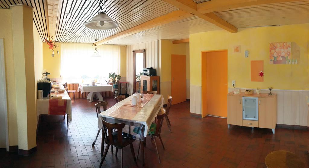 Gasthof Und Pension Mainzer Rad ชเวทซิงเงน ภายนอก รูปภาพ